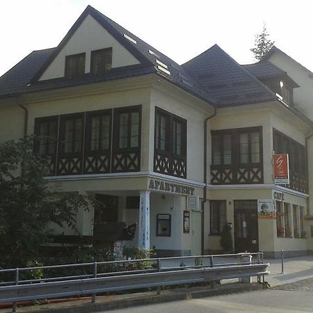 Hotel Urban Center Oravsky Podzamok Exterior foto